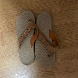 SPERRY TOP-SIDER KHAKI SANDALS